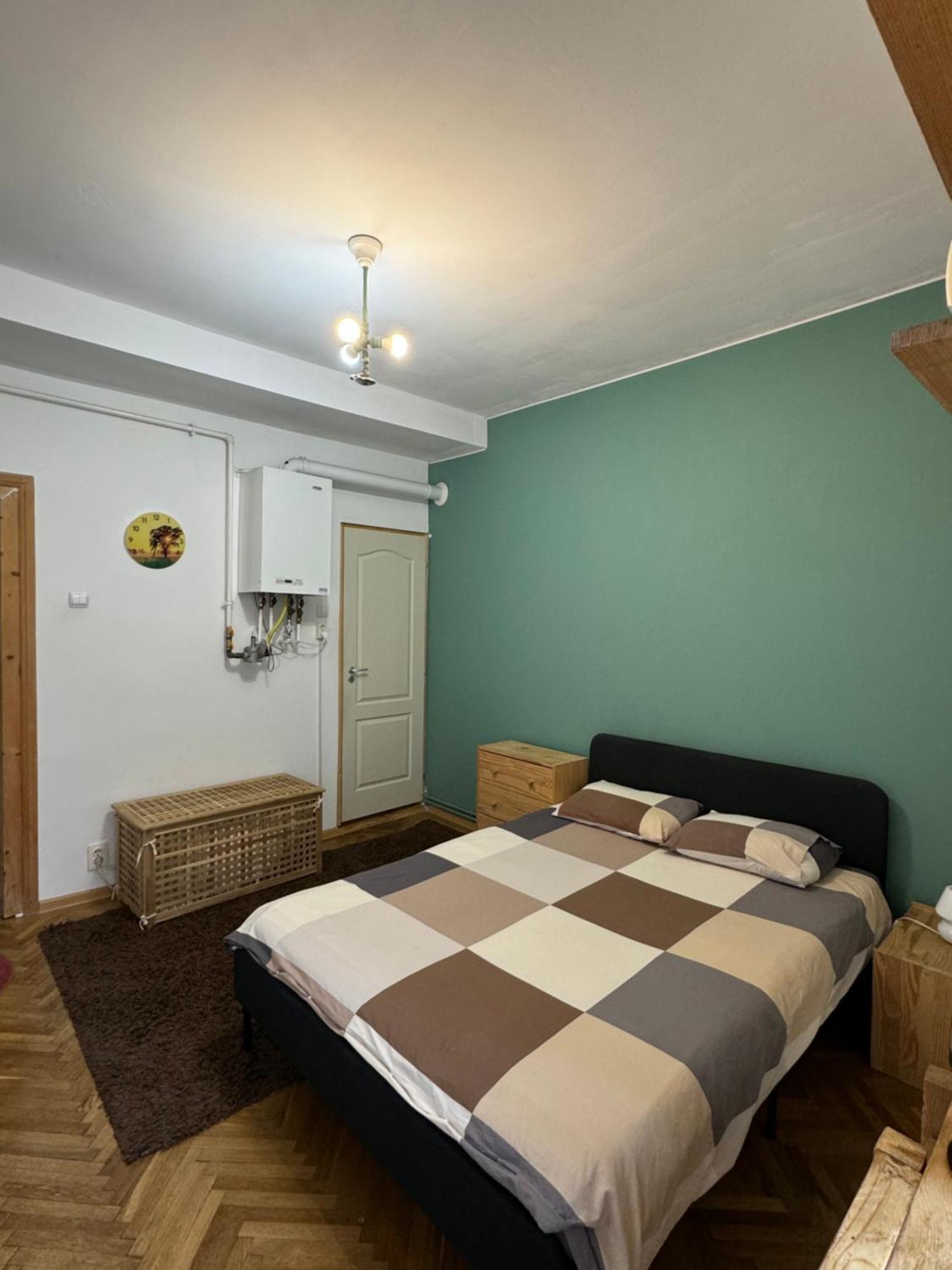 Armeneasca Cozy Studio Bukares Bagian luar foto